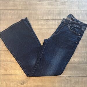 AE Next Level Super High-Waisted
Flare Jean, Medium Wash, 6 Regular